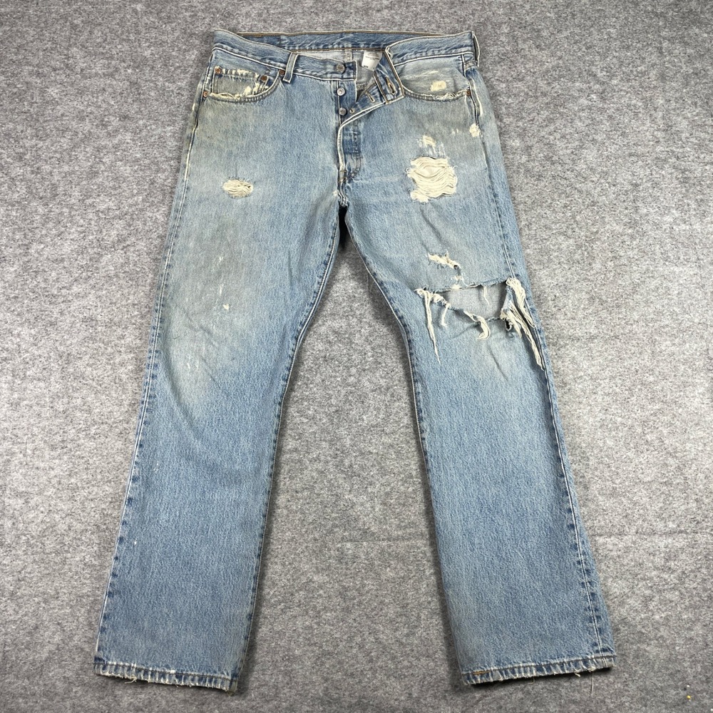 VTG Levis 501 Jeans Mens 36x32 Light Wash Thrashed Distressed Straight Leg Y2K